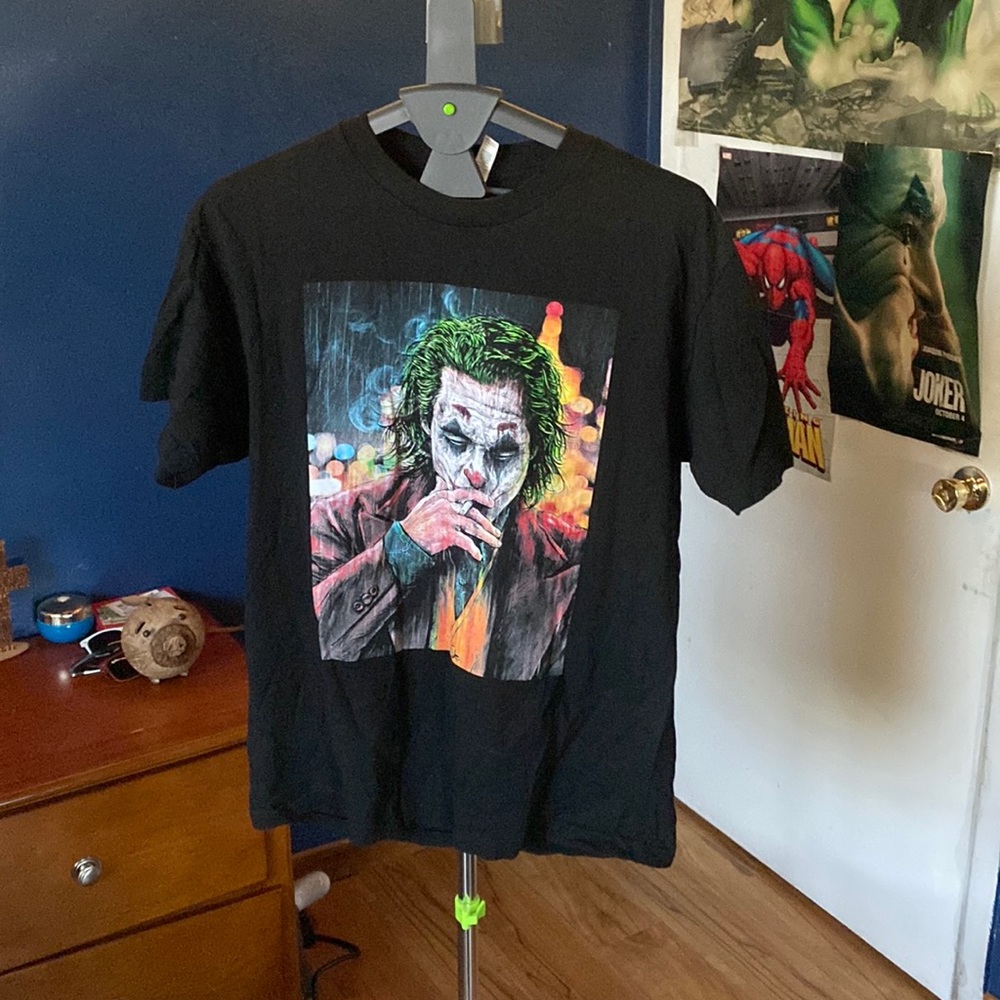 Joker graphic tee